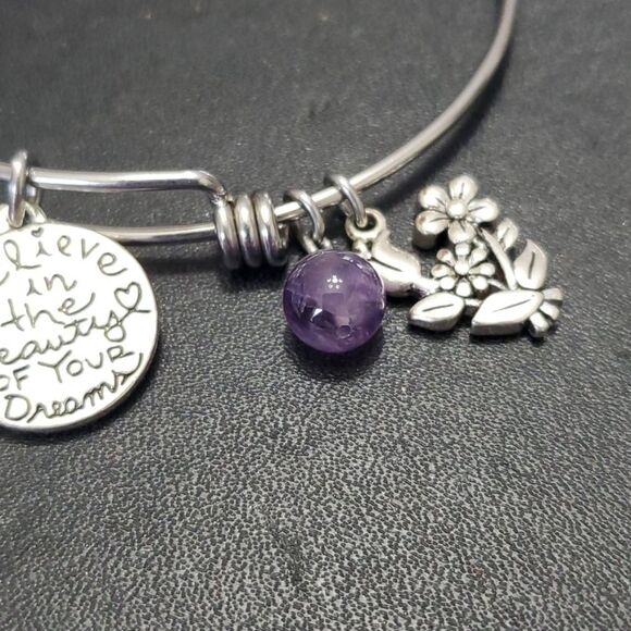 *Final Sale* Footnotes silver tone charm bracelet - Picture 5 of 8